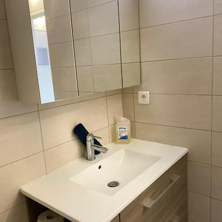 Aux Portes De Paris Apartmán